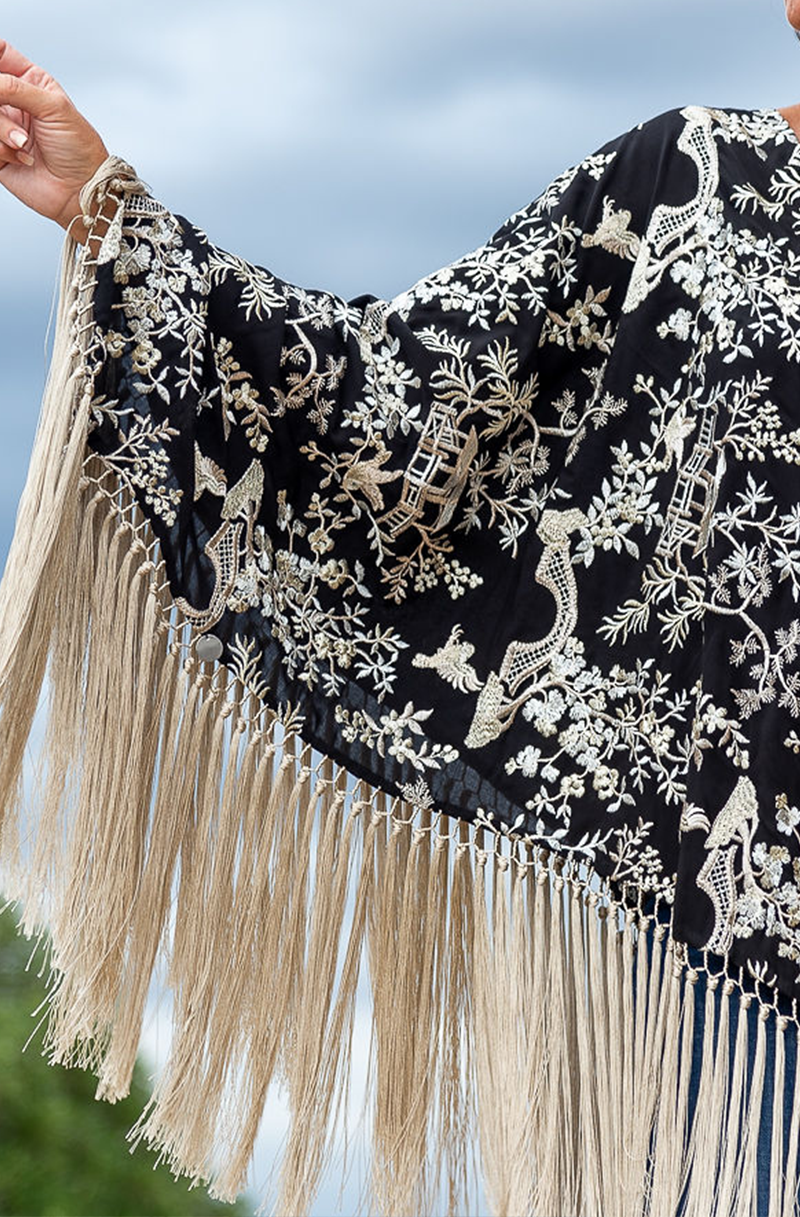 Mantón Fandango | Negro y beis