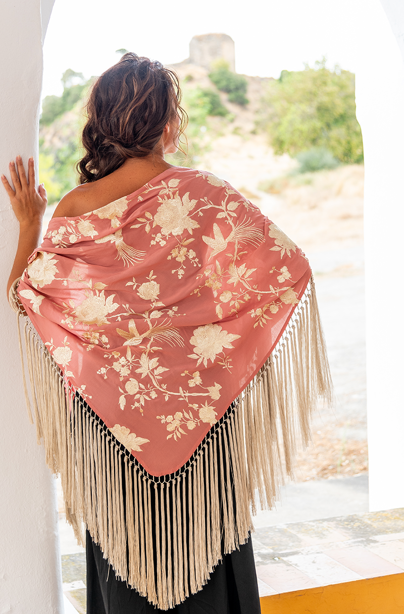 Manton Fandanguillo | Rosa nude